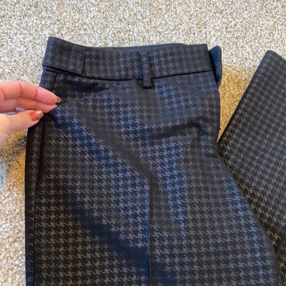 ⛓Express Editor Pant In Black Houndstooth - Picture 10 of 11